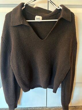 H&M Brown V-Neck Collared Women's Sweater